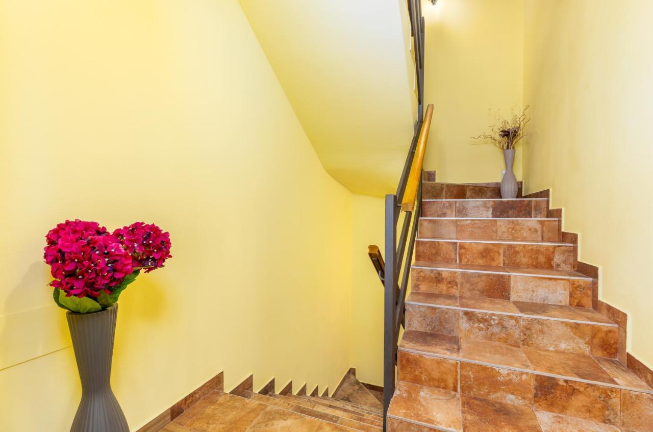 Apartmani Monte PUY Exterior foto