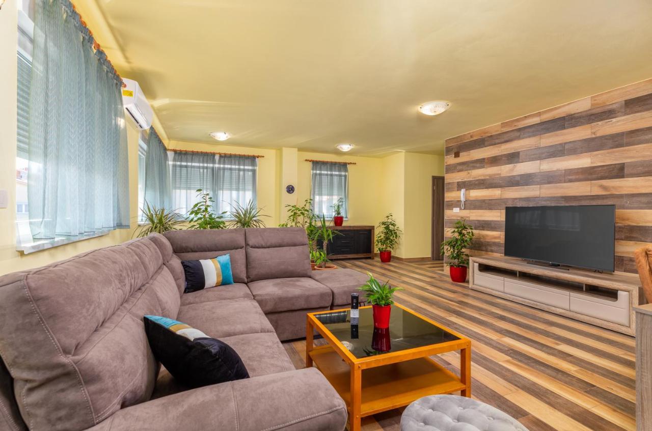 Apartmani Monte PUY Exterior foto