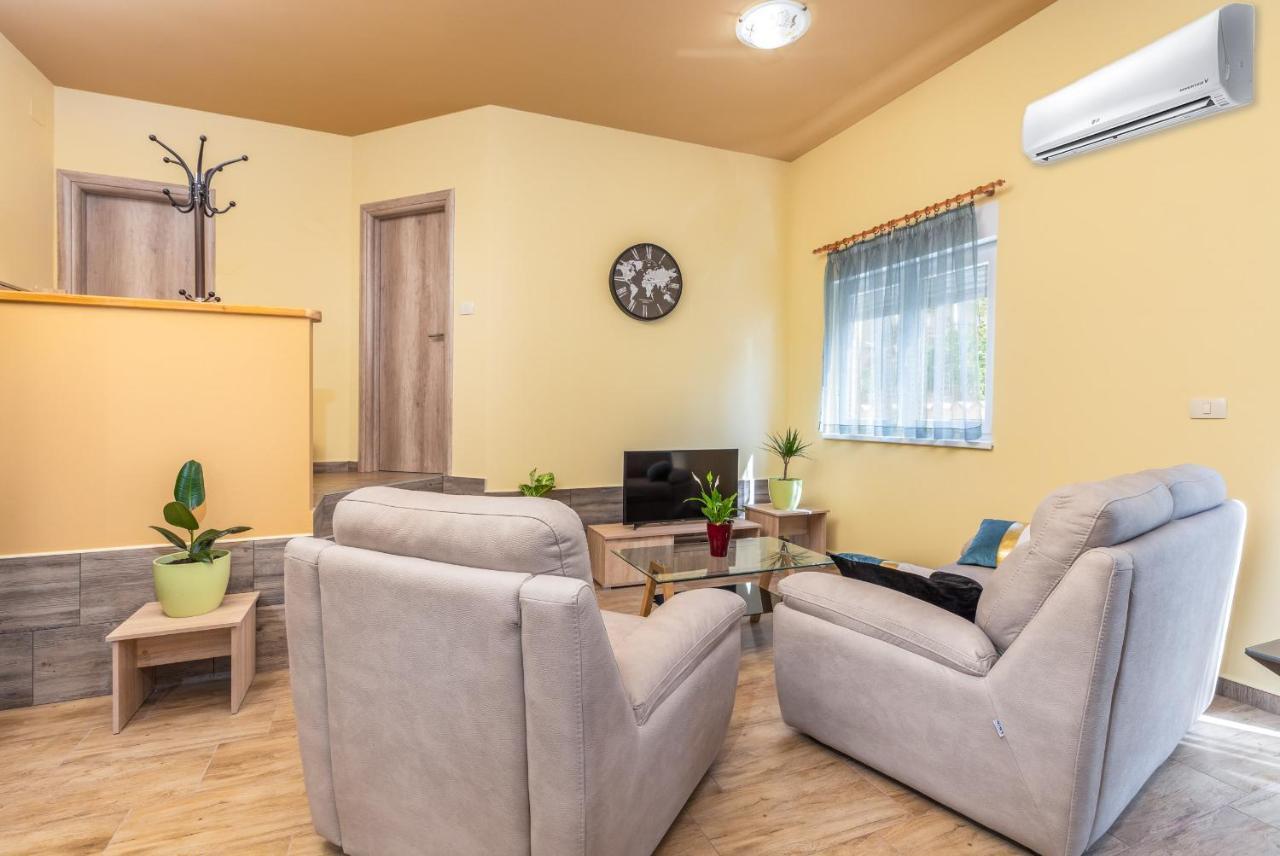 Apartmani Monte PUY Exterior foto